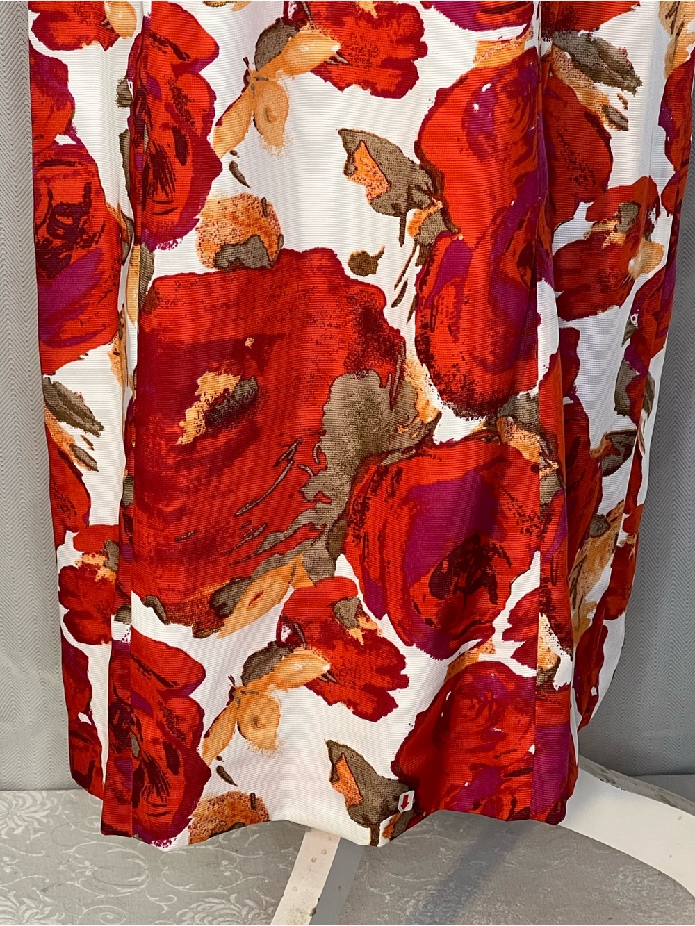 Tahari by Arthur S. Levine Dress Red & Orange Floral Short Sleeves Sheath 10 👍 - Picture 4 of 11